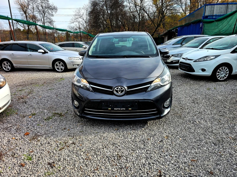 Toyota Verso 2.2D-150kc-6+ 1, снимка 2 - Автомобили и джипове - 48963088