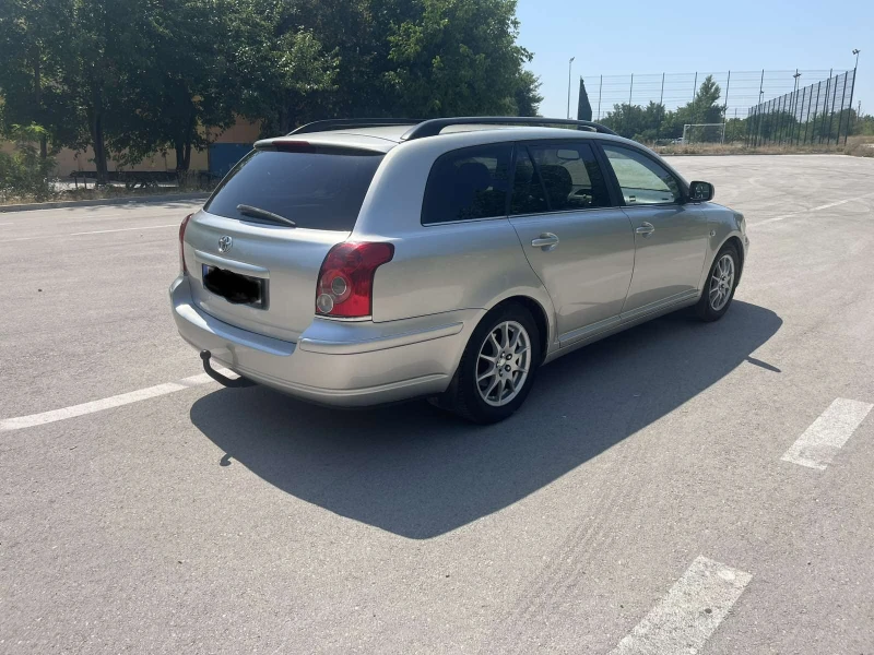 Toyota Avensis 2.0, снимка 5 - Автомобили и джипове - 51132683