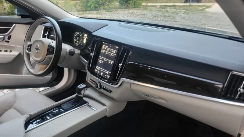 Volvo S90  T6 AWD, снимка 11 - Автомобили и джипове - 52269951