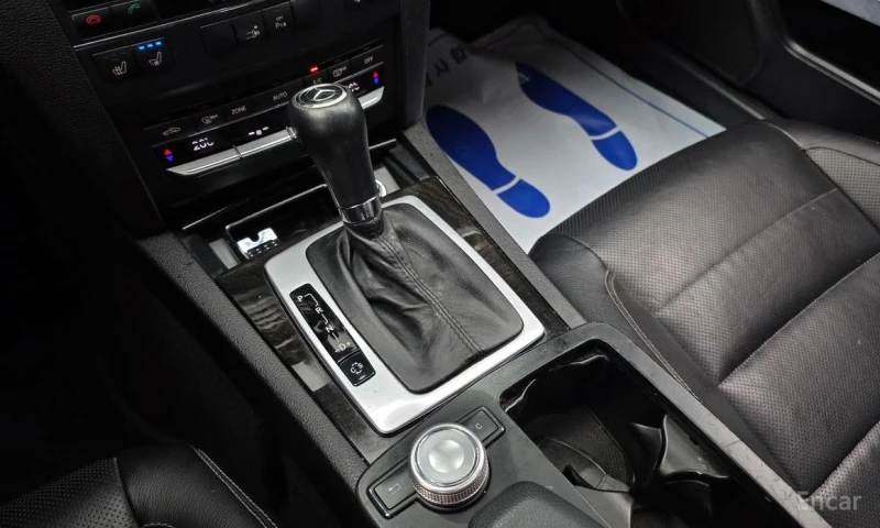 Mercedes-Benz E 350, снимка 9 - Автомобили и джипове - 53004972