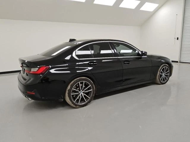 BMW 330 SPORT LINE/VIRTUAL COCKPIT/ПЪЛНА СЕРВИЗНА ИСТОРИЯ! - изображение 4