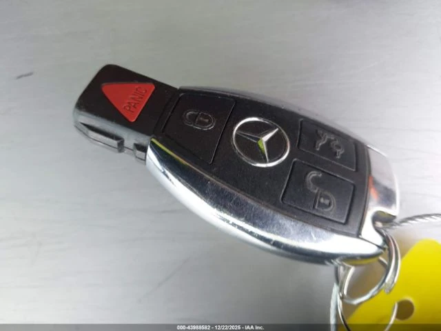 Mercedes-Benz E 350 Подгреви* Памет на седалките* Камера* Двойна пано, снимка 10 - Автомобили и джипове - 53245018