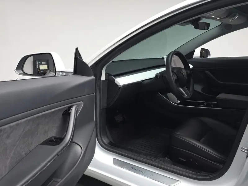 Tesla Model 3 Standard Range Plus Rwd, снимка 10 - Автомобили и джипове - 55923531