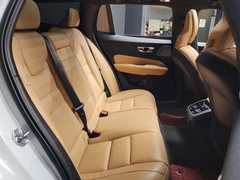 Volvo V60 ������ ����: 21092 EUR !!!������ ������ ����!!! | Mobile.bg � ����������� 12