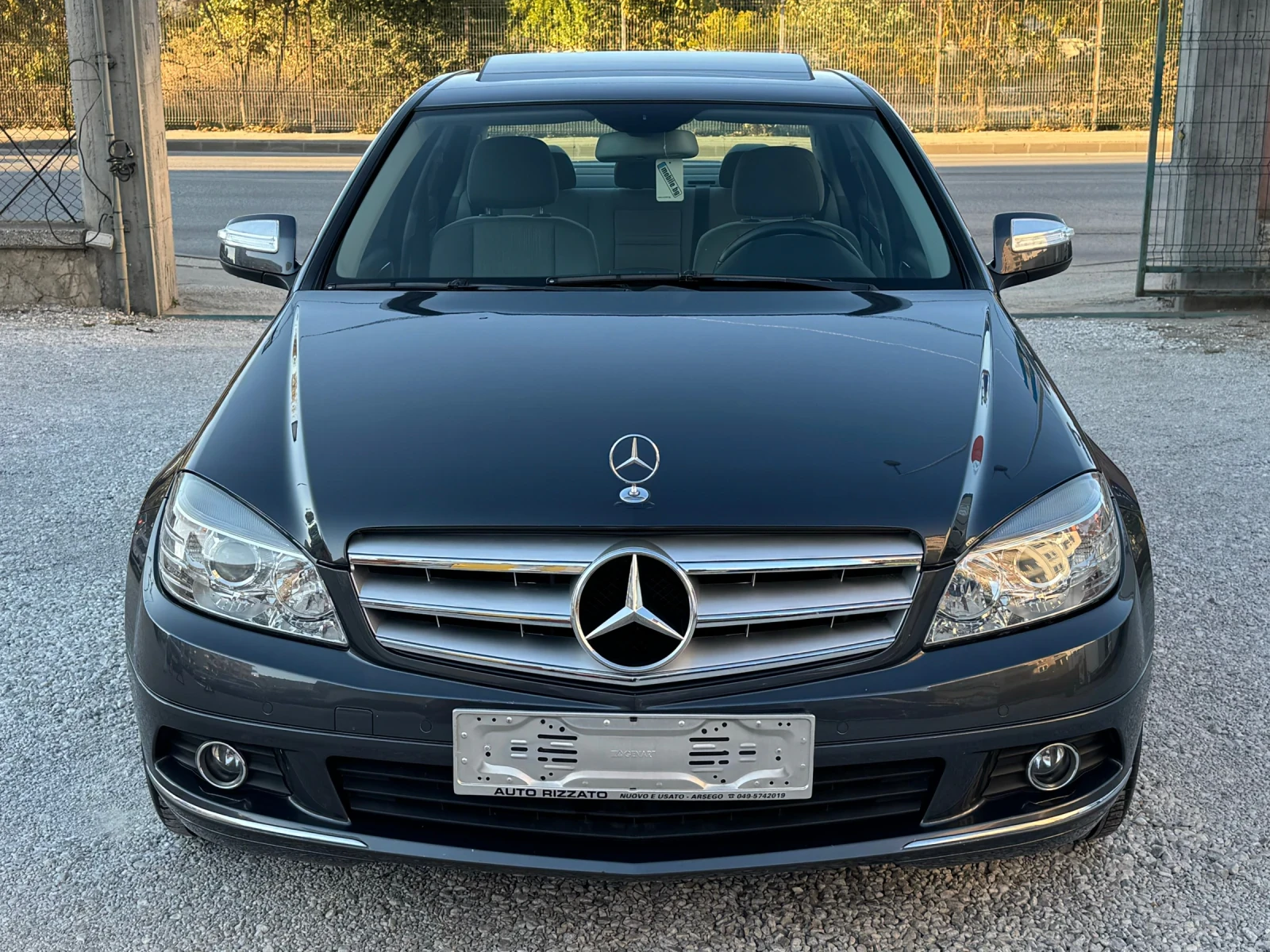 Mercedes-Benz C 180 ГАЗОВ ИНЖ* AUTOMATIC* EURO 5 - изображение 3