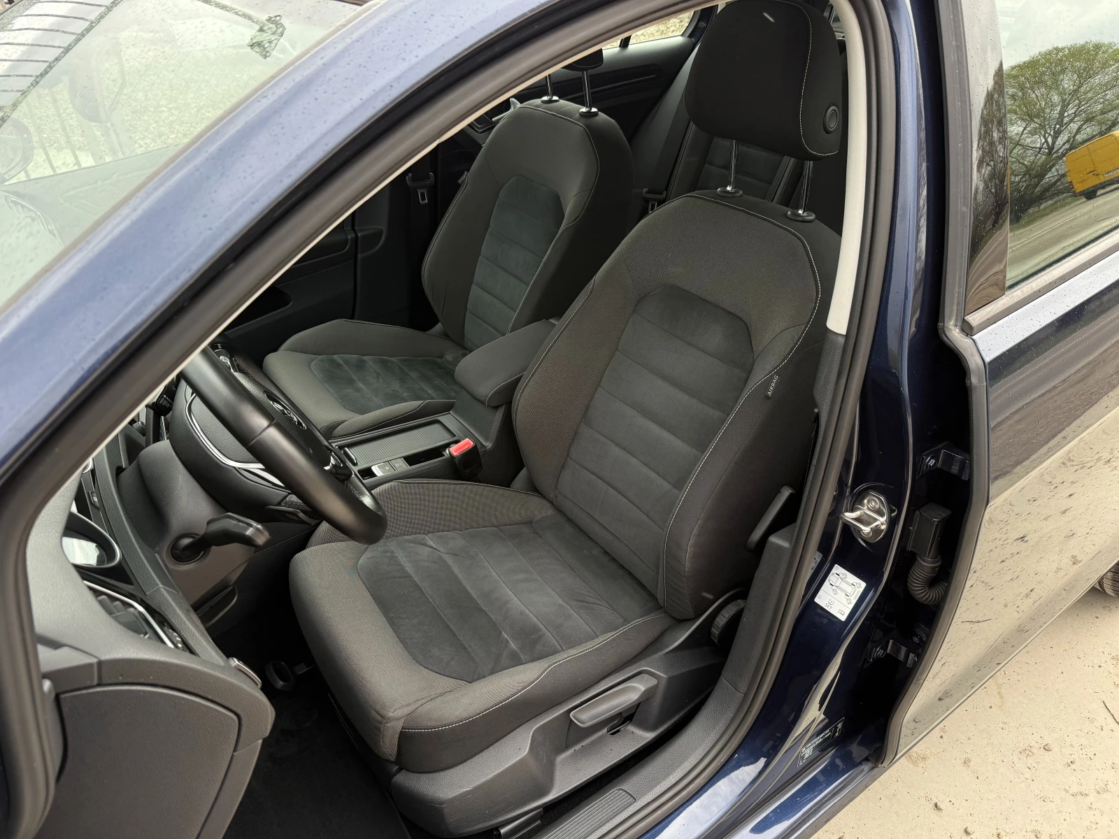 VW Golf 2.0 TDI Highline/DSG/Навигация/Шибедах/Лизинг - изображение 10