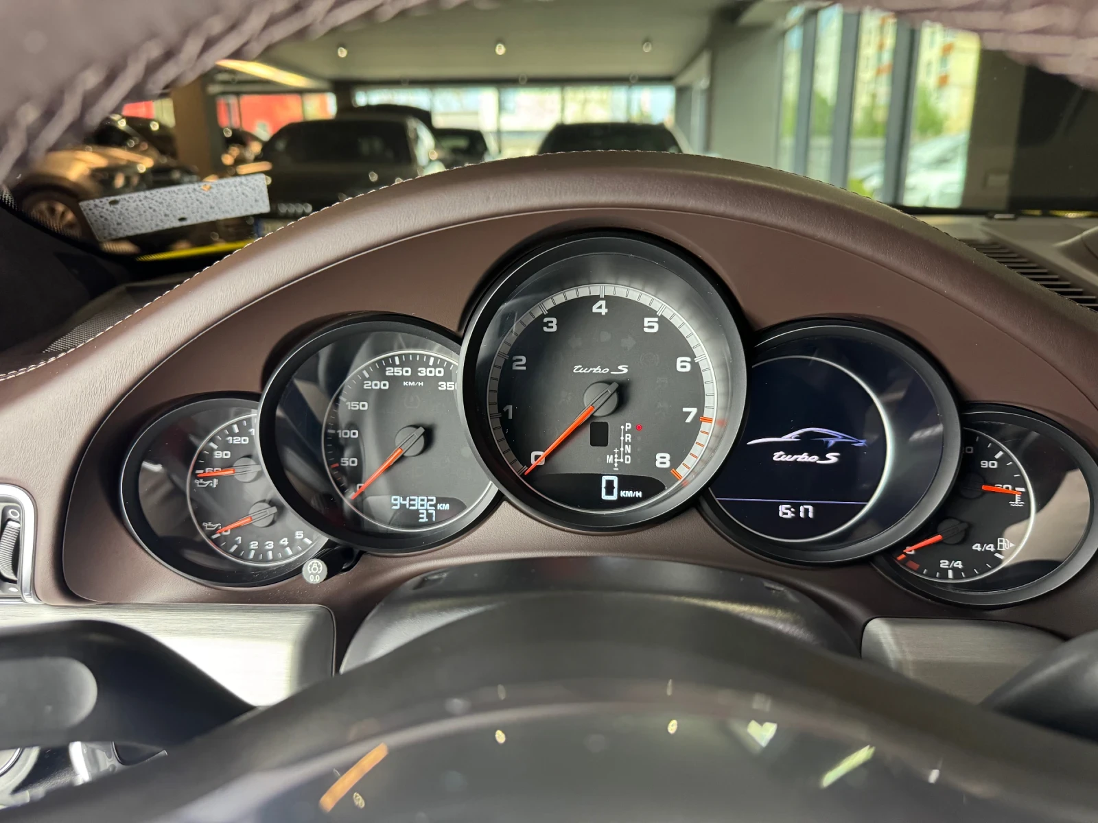 Porsche 911 Turbo S - изображение 10