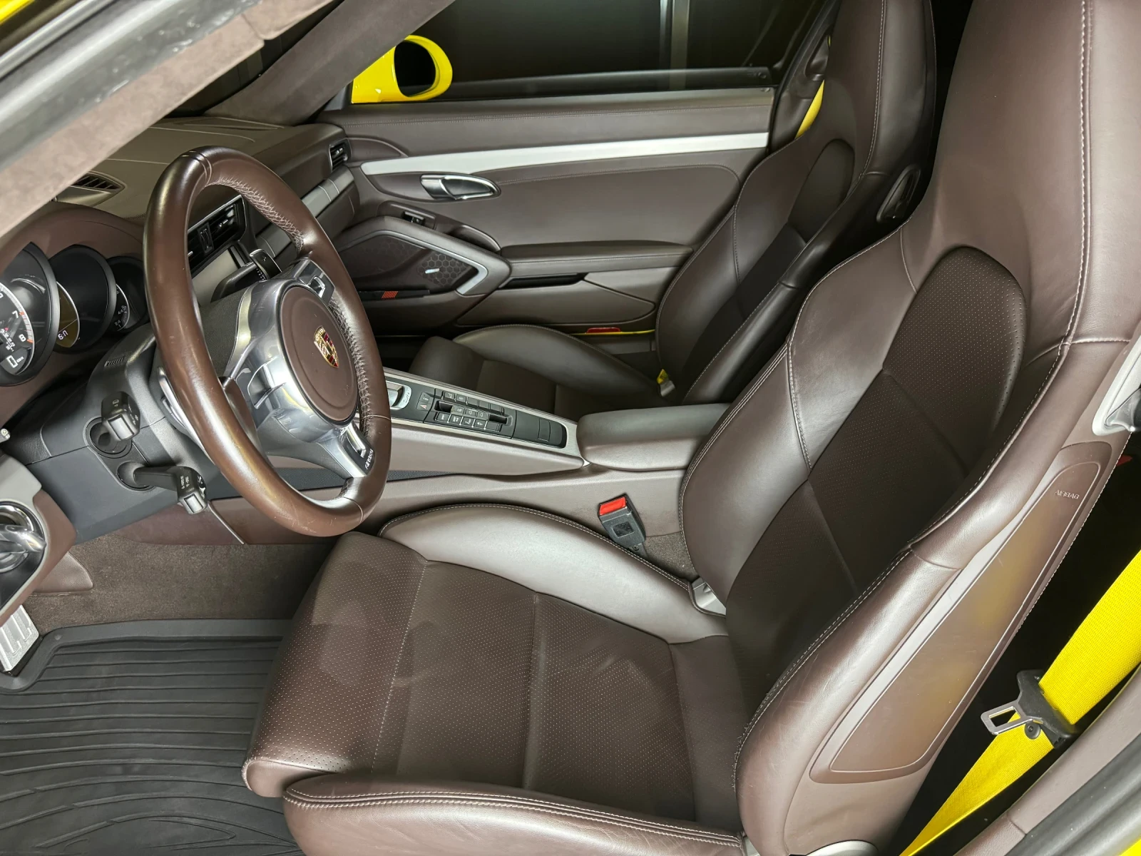 Porsche 911 Turbo S - изображение 6