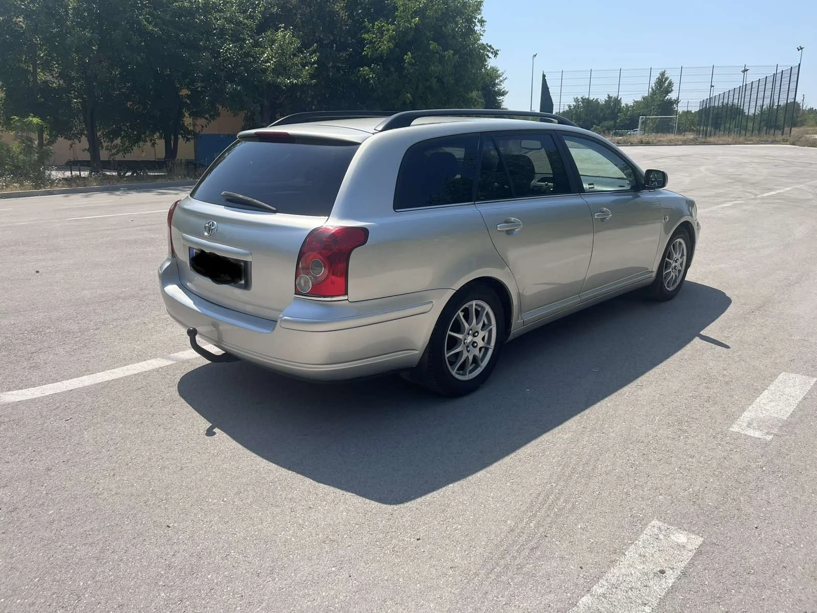 Toyota Avensis 2.0 - изображение 5