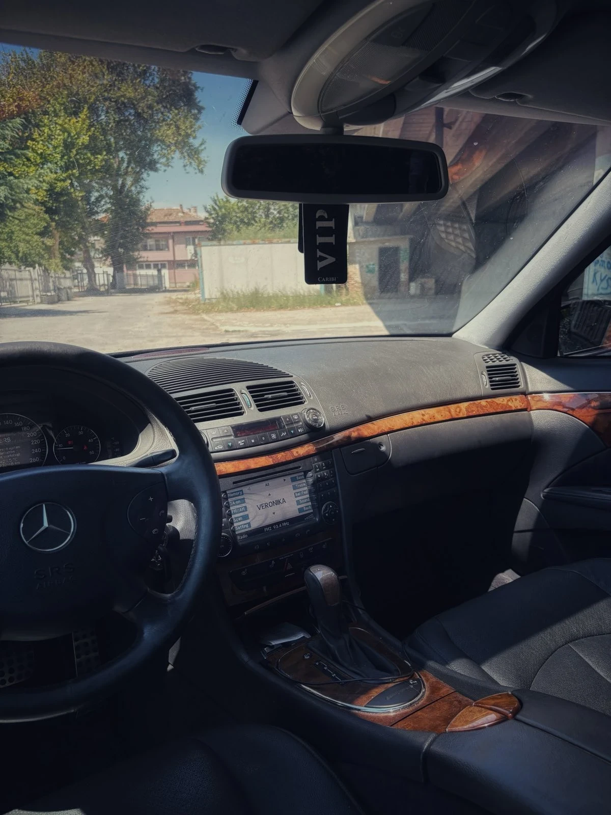 Mercedes-Benz E 270  - изображение 7