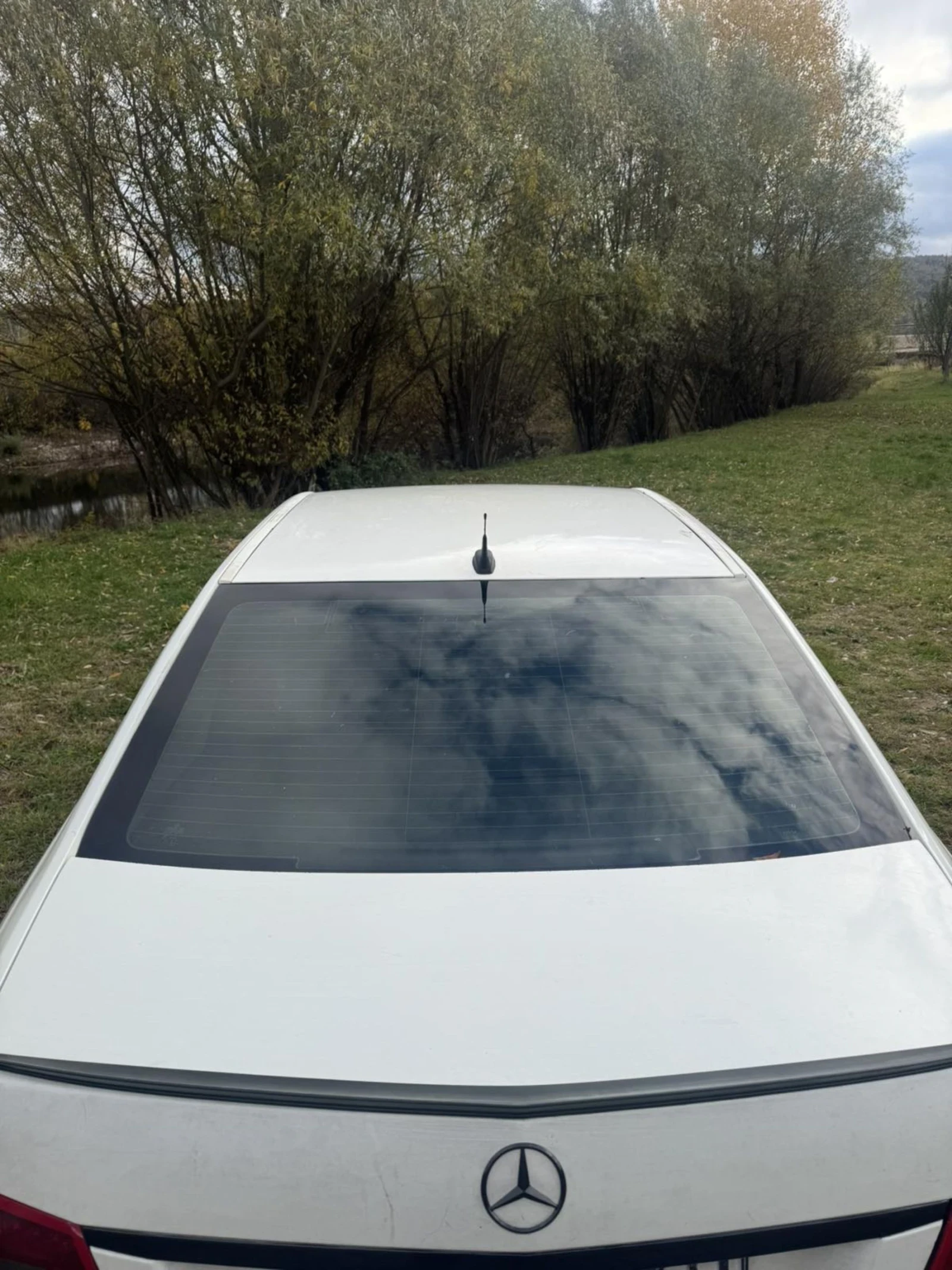 Mercedes-Benz E 200  - изображение 3