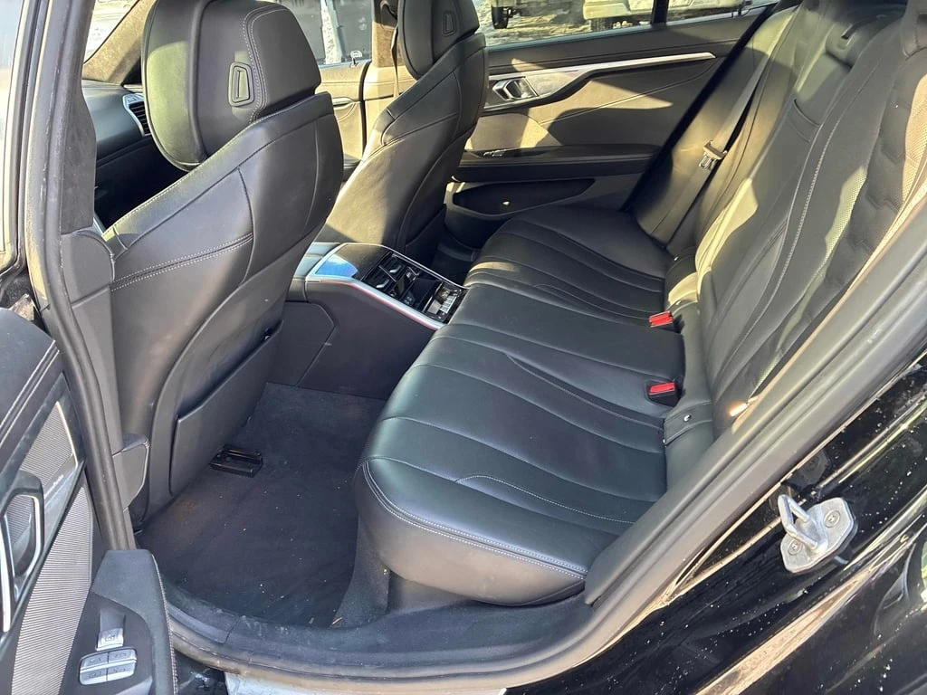 BMW 850 * M850i xDrive * CARFAX * ��� ������������ ������ | Mobile.bg � ����������� 11