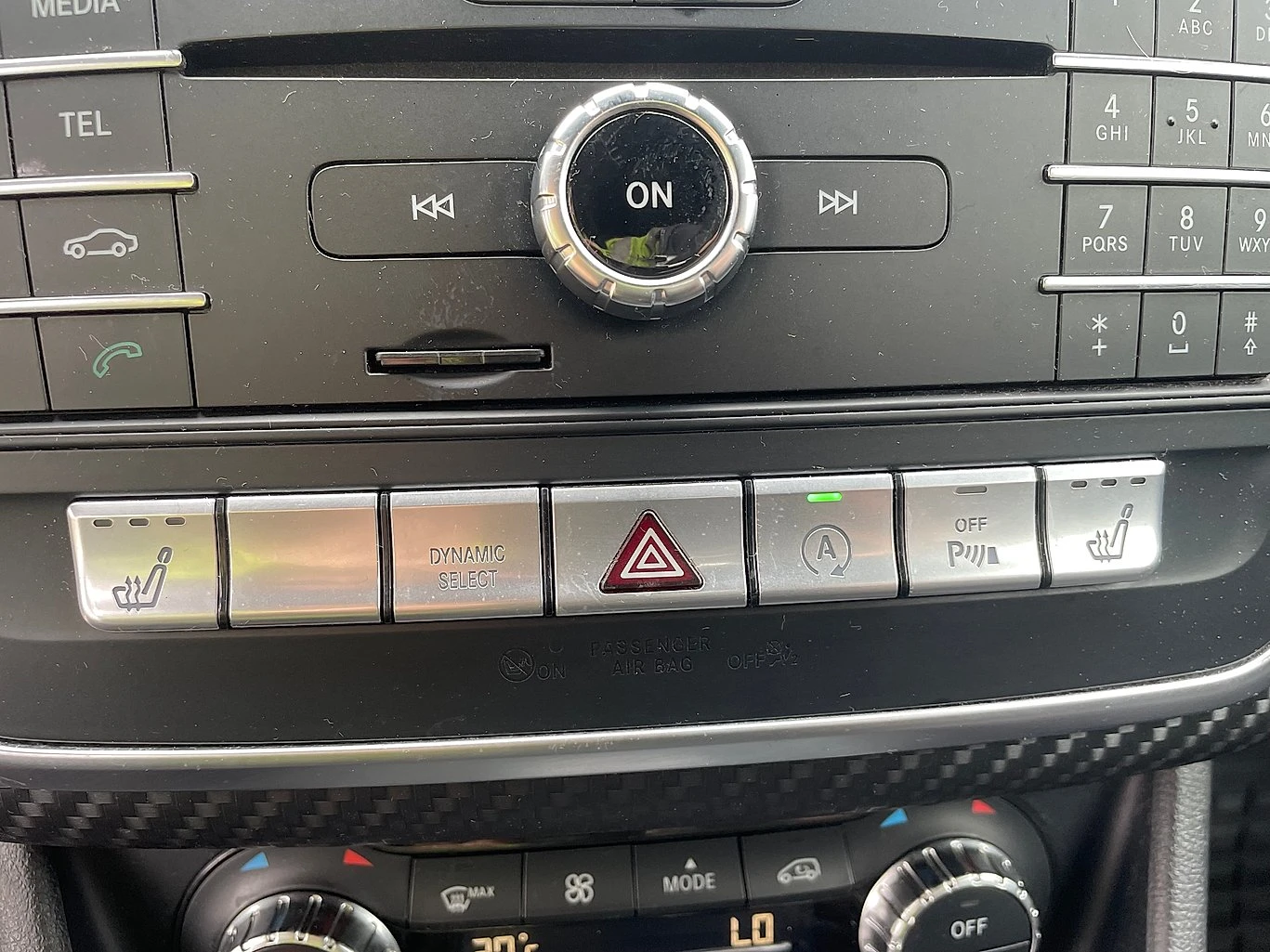 Mercedes-Benz A 180 AMG PACK - пилотна кола, снимка 17 - Автомобили и джипове - 53050987