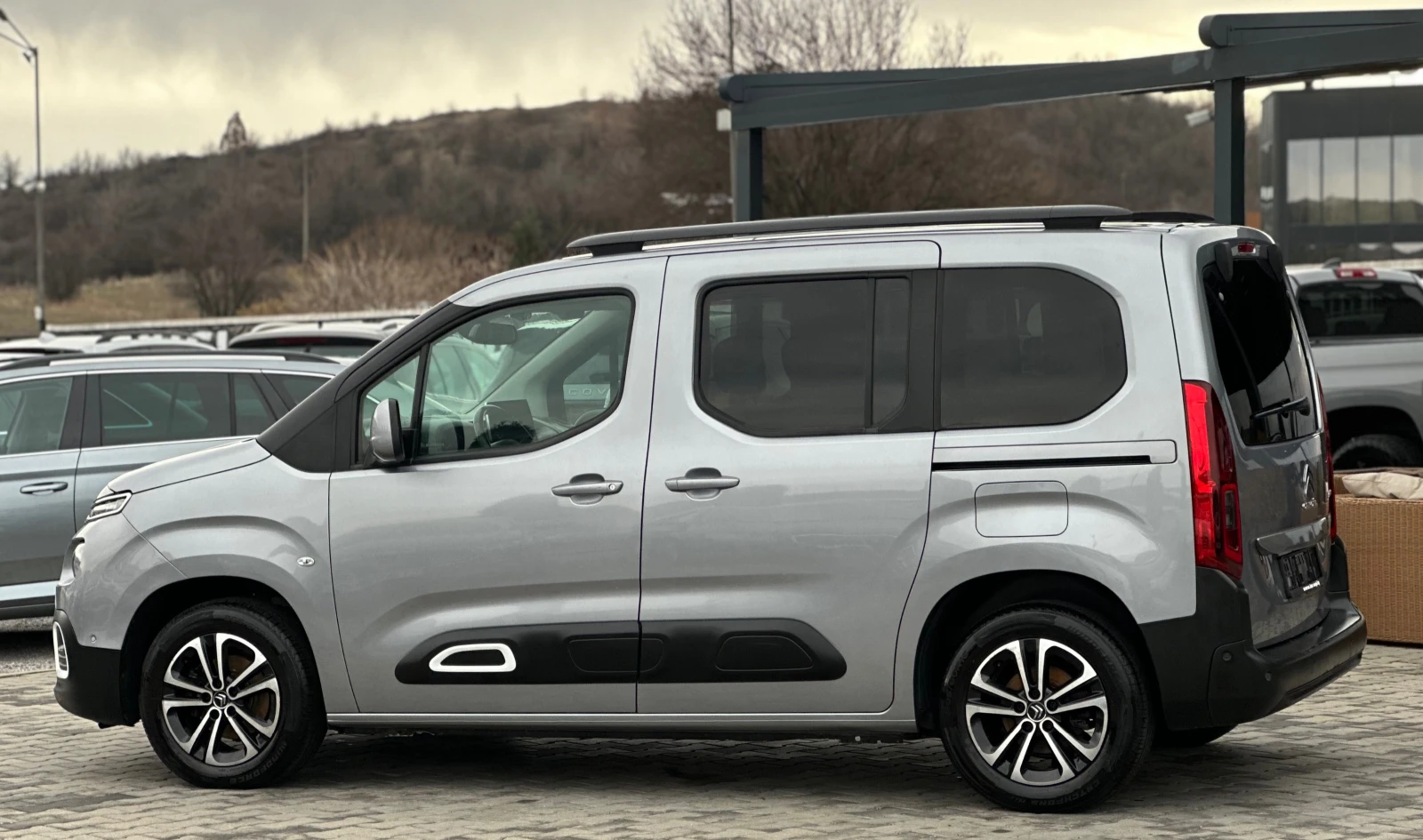 Citroen Berlingo 1.5HDI* KEYLESS* HEAD UP* TOP*  - изображение 4