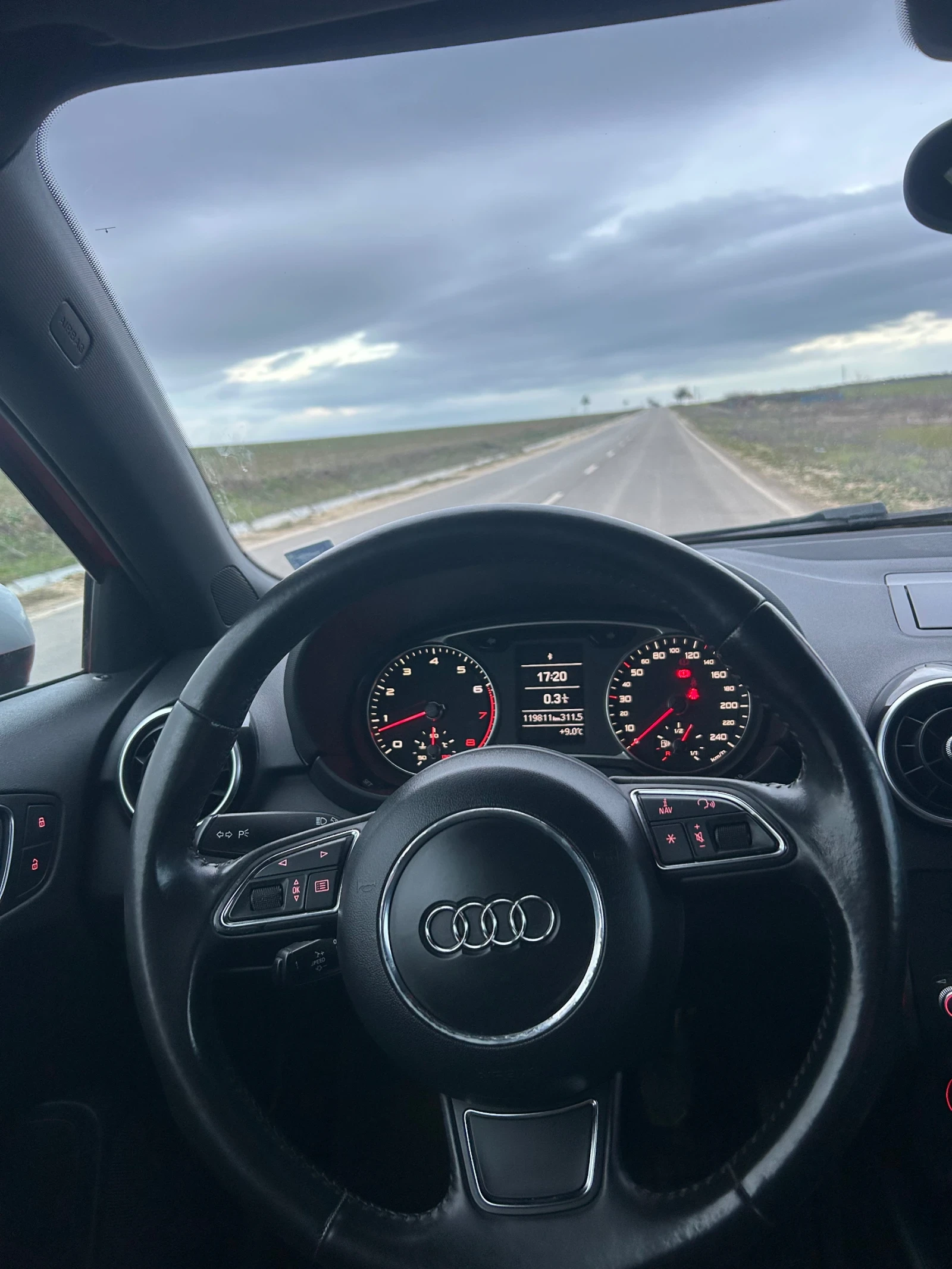 Audi A1 Без модификации. Оригинално състояние - изображение 7