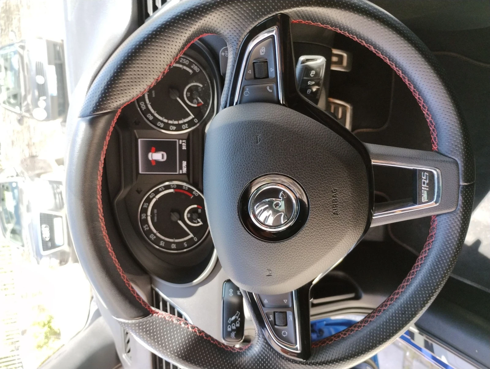 Skoda Octavia VRS, снимка 11 - Автомобили и джипове - 54148819