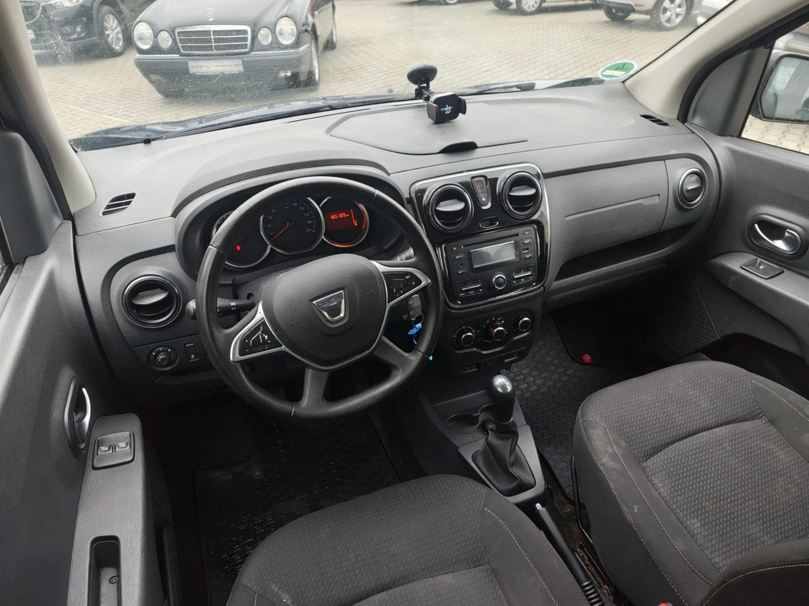 Dacia Lodgy 1.6-102�� 6+ 1 | Mobile.bg � ����������� 9