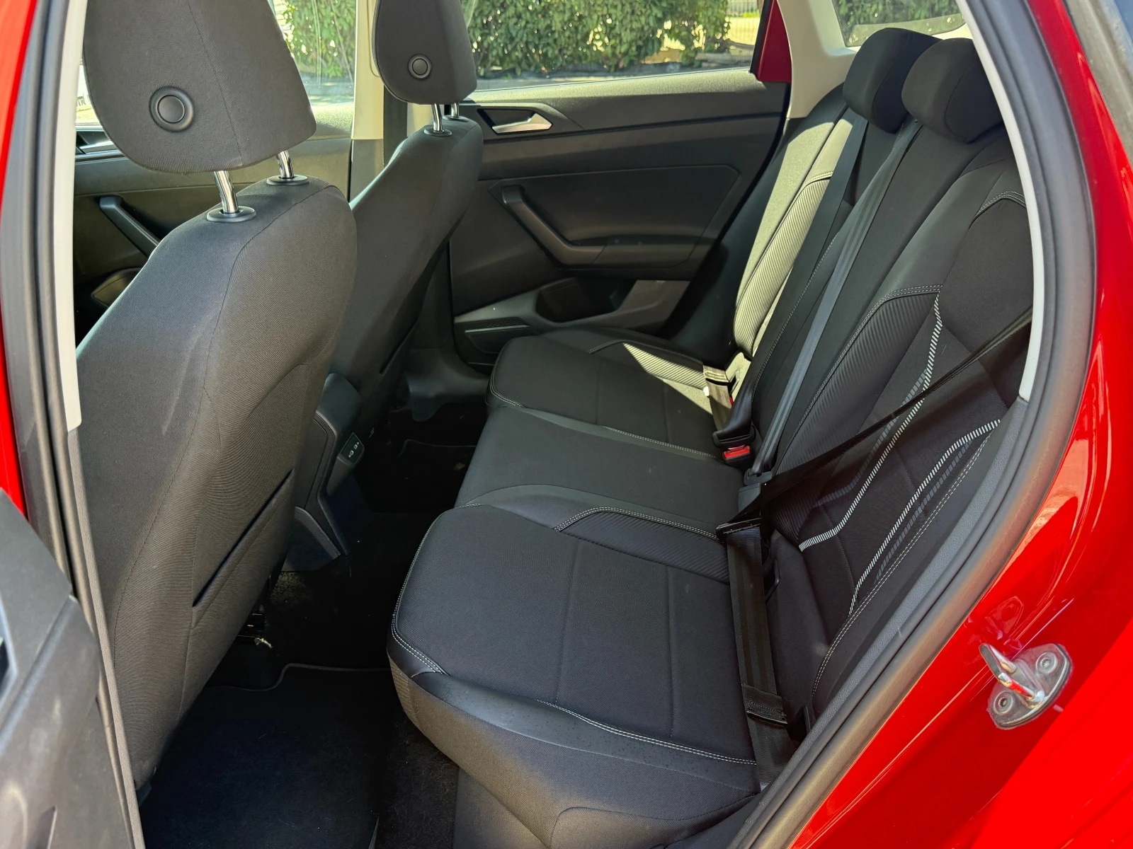 VW Taigo  1.0 TSI OPF бензин / 1.0l / 81кВт/ 110к.с / 7DSG, снимка 8 - Автомобили и джипове - 54593752
