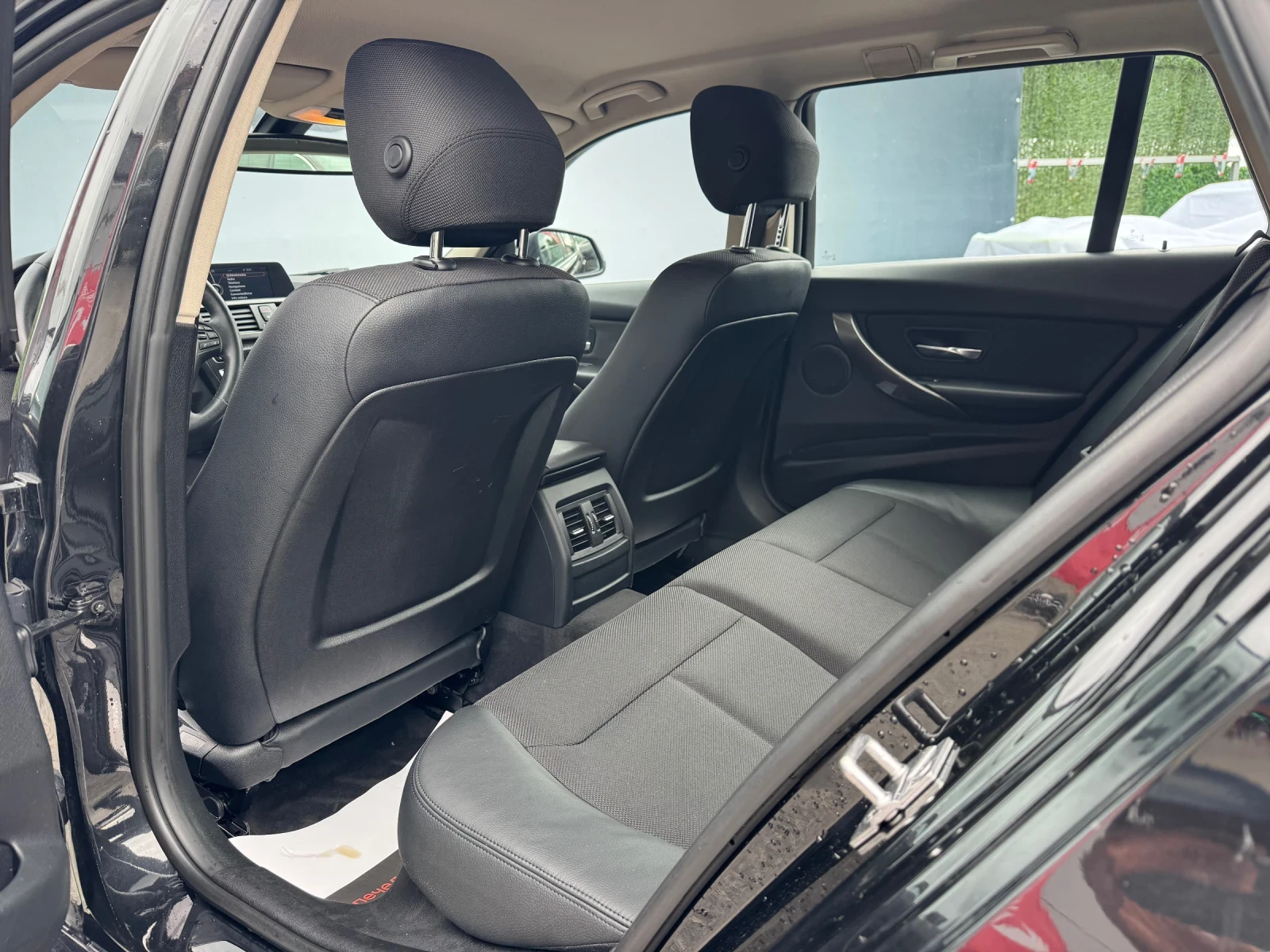 BMW 316 2.0D MODERN* ЛИЗИНГ* БАРТЕР* , снимка 12 - Автомобили и джипове - 54655528