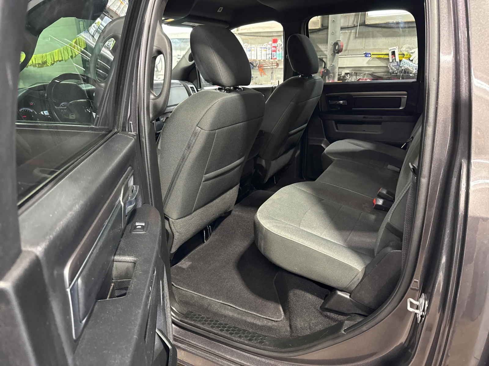 Dodge Avenger 5.7L 8cyl 4WD | Mobile.bg � ����������� 11