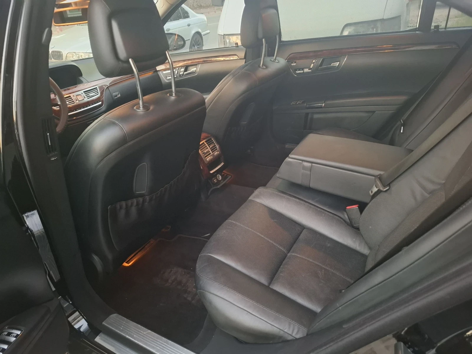 Mercedes-Benz S 550, снимка 7 - Автомобили и джипове - 55040879