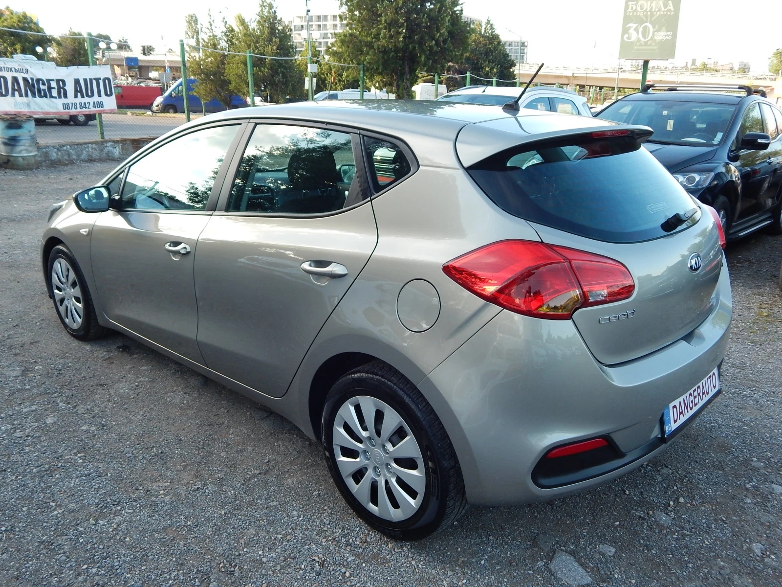Kia Ceed 1.4CRDI* 90k.* 6скорости* EURO5B* , снимка 6 - Автомобили и джипове - 54961598