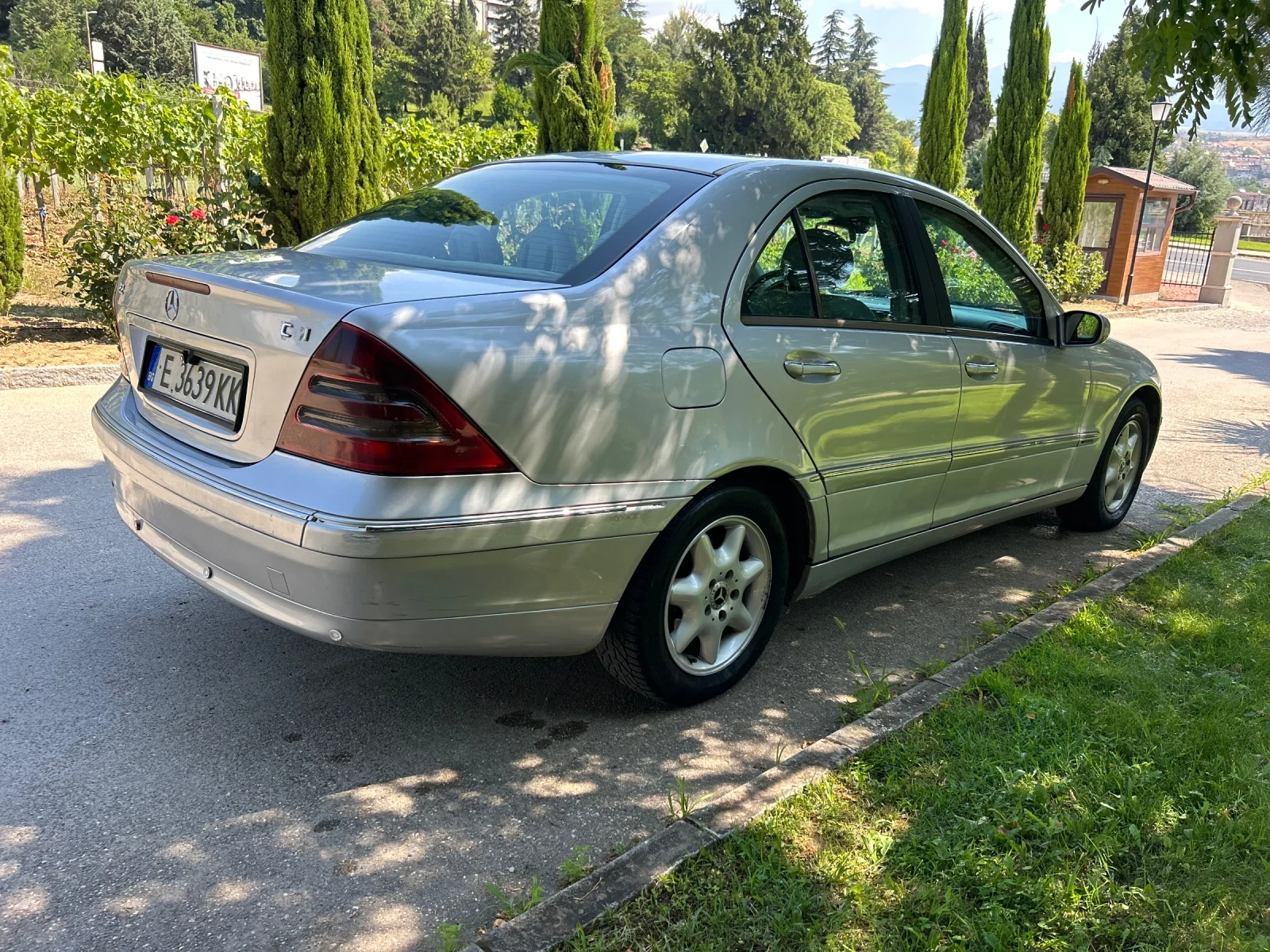 Mercedes-Benz C 220 CDI, снимка 6 - Автомобили и джипове - 55117843