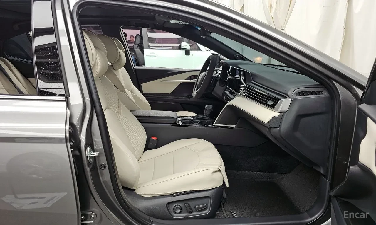 Toyota Camry XV80 | 2.5 Hybrid | XLE Premium | JBL | 360 ������ | Mobile.bg � ����������� 11