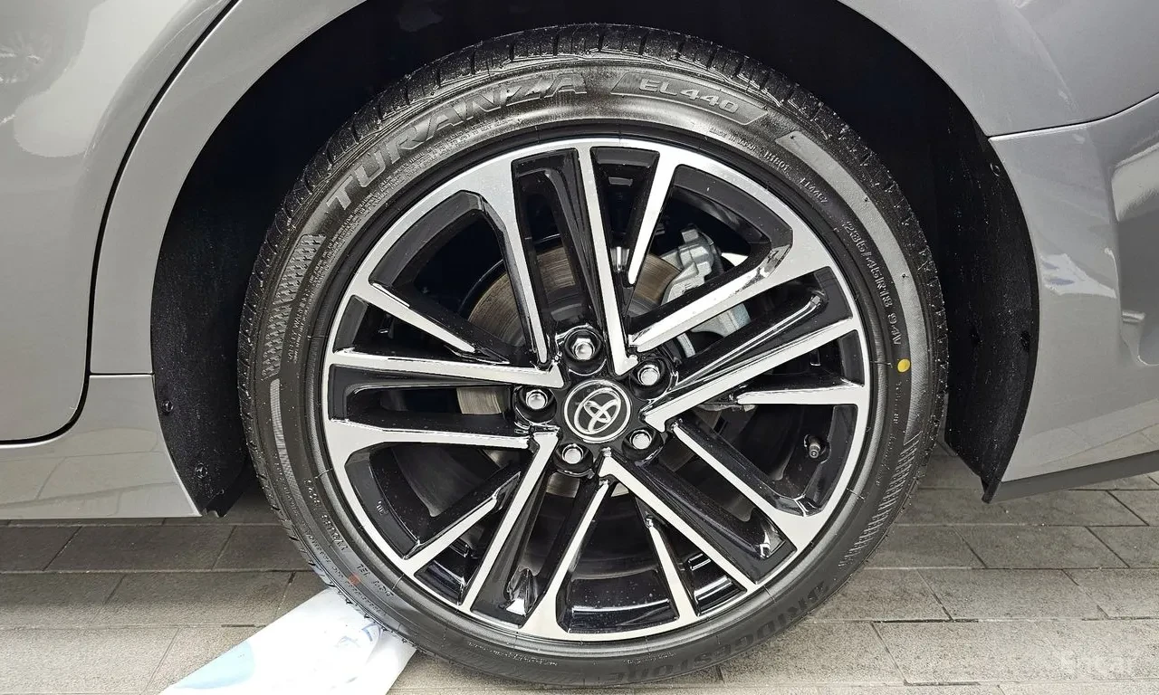 Toyota Camry XV80 | 2.5 Hybrid | XLE Premium | JBL | 360 ������ | Mobile.bg � ����������� 5