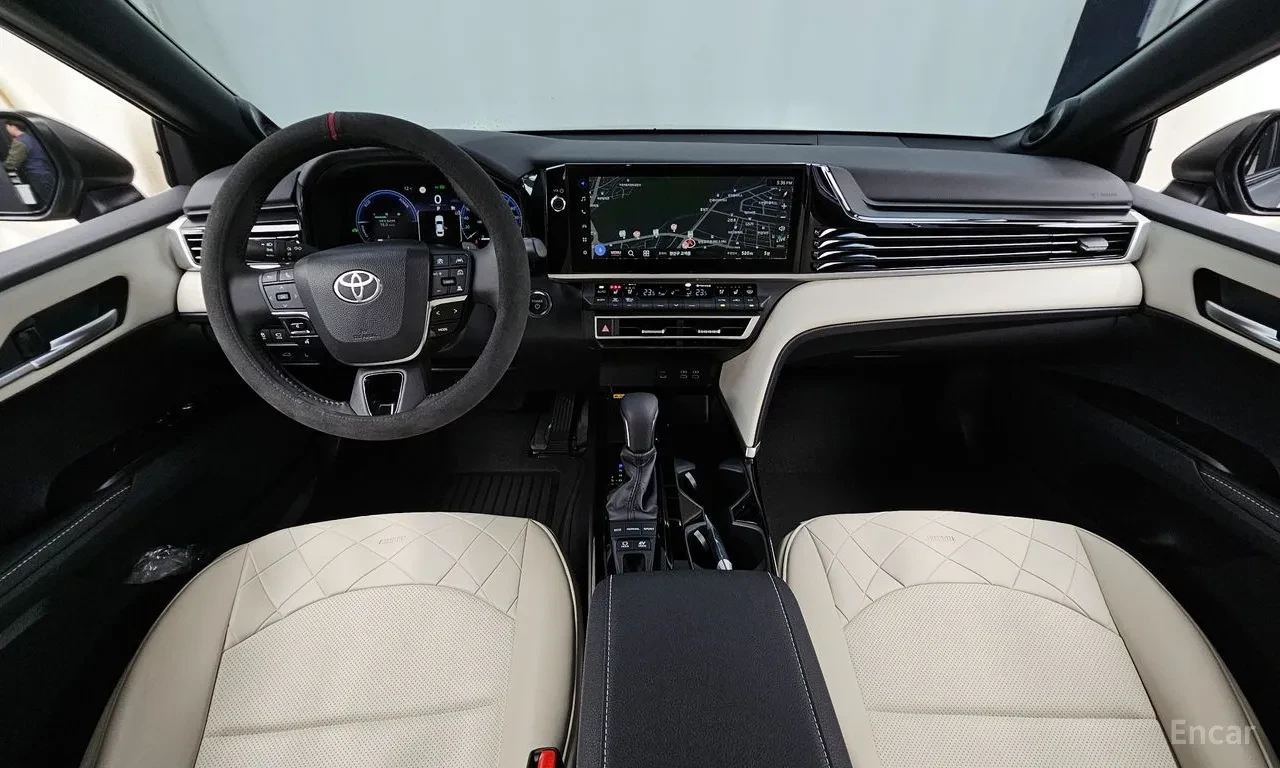 Toyota Camry XV80 | 2.5 Hybrid | XLE Premium | JBL | 360 ������ | Mobile.bg � ����������� 7