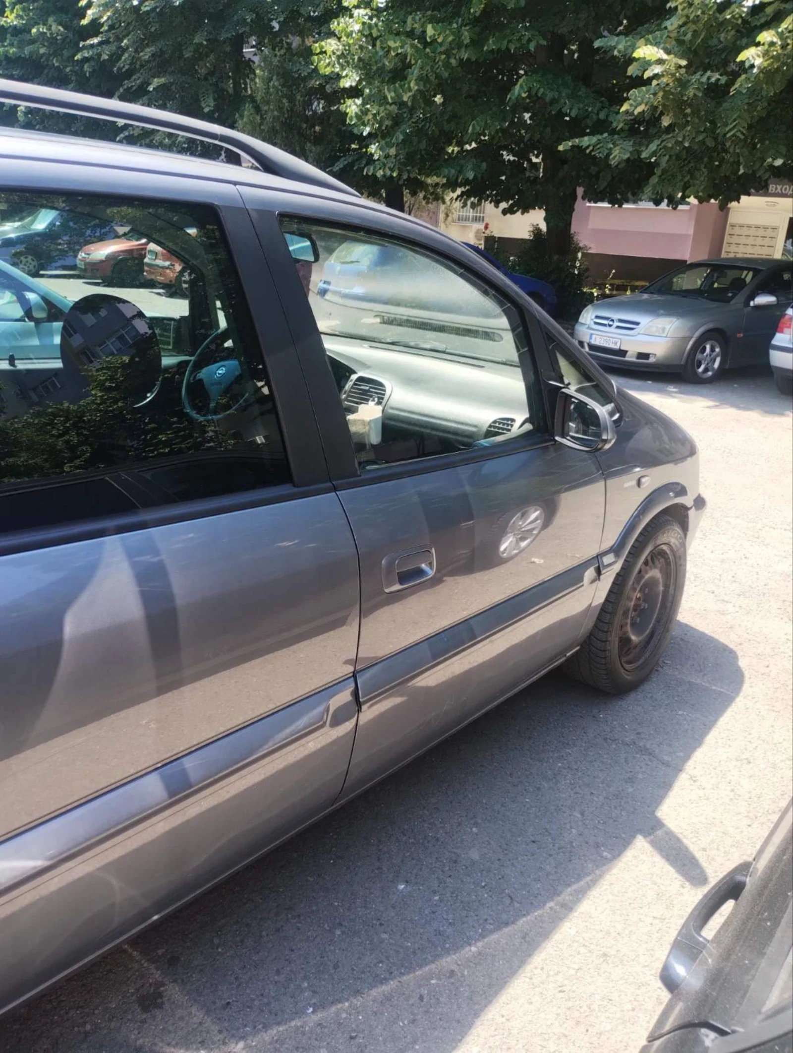 Opel Zafira, снимка 7 - Автомобили и джипове - 55149393