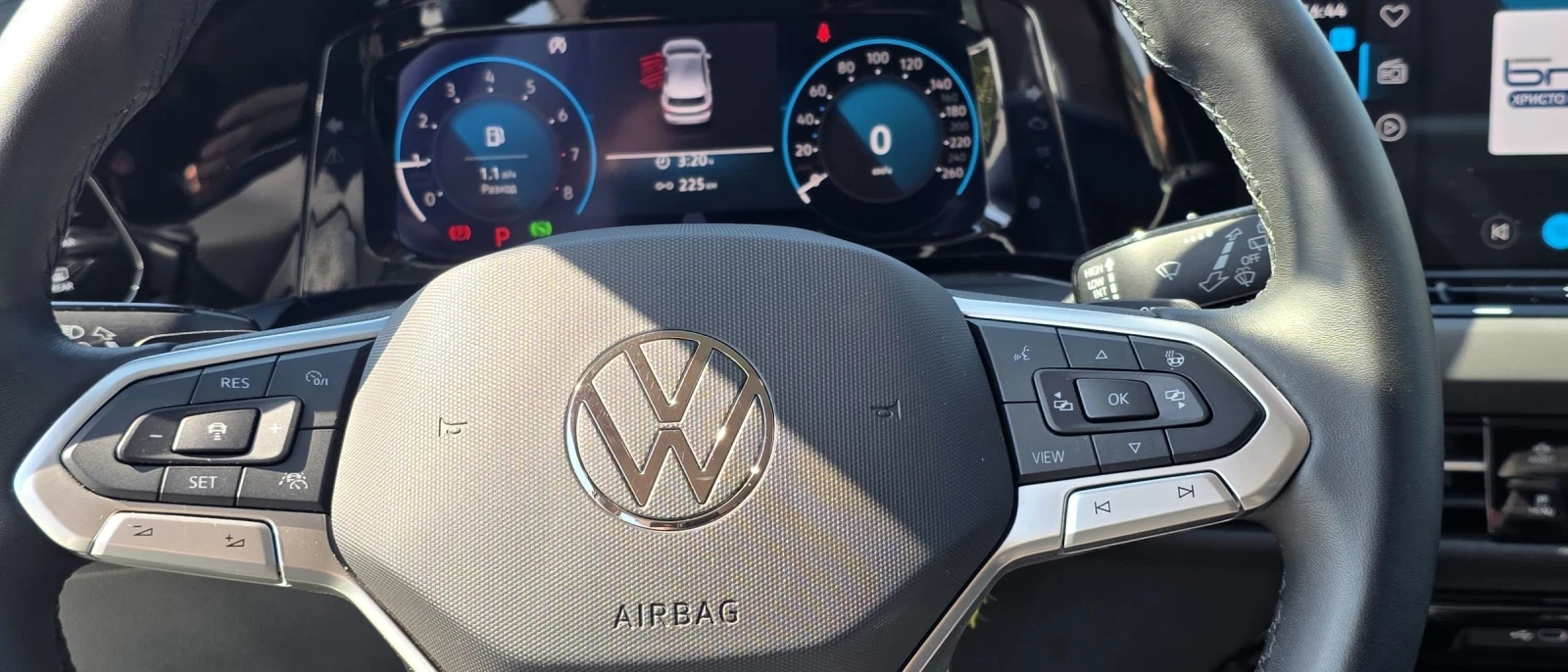 VW Golf, снимка 15 - Автомобили и джипове - 55352324