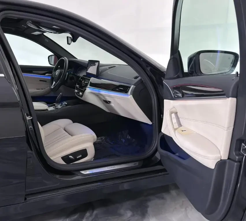 BMW 540 I xDrive, снимка 16 - Автомобили и джипове - 55577404