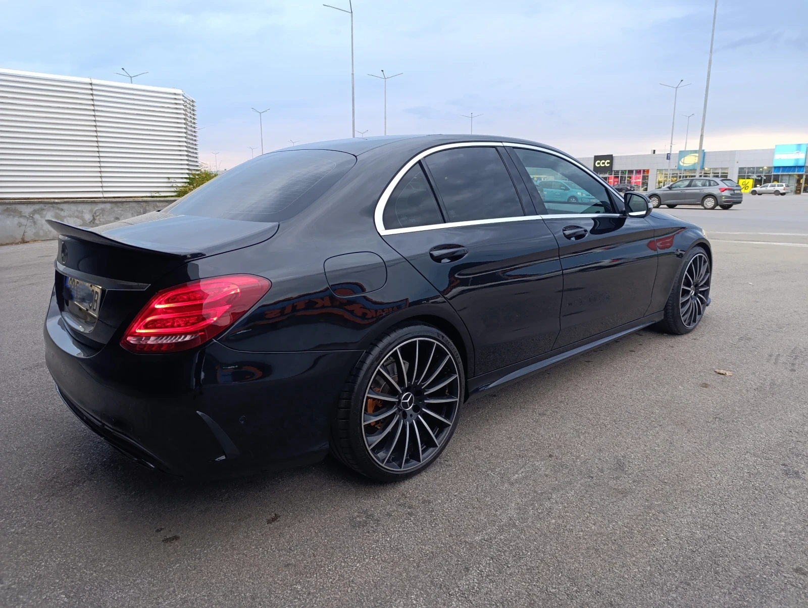 Mercedes-Benz C 220 AMG pack, снимка 4 - Автомобили и джипове - 55656233
