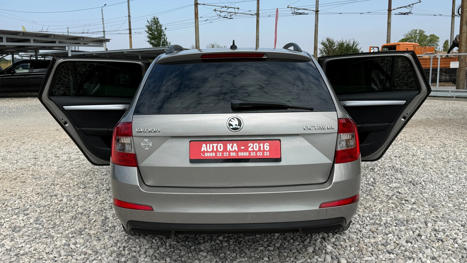 Skoda Octavia 1.6TDI-105кс/NAVI/EURO 5B/НОВ ВНОС ОТ ИТАЛИЯ, снимка 5 - Автомобили и джипове - 55832151