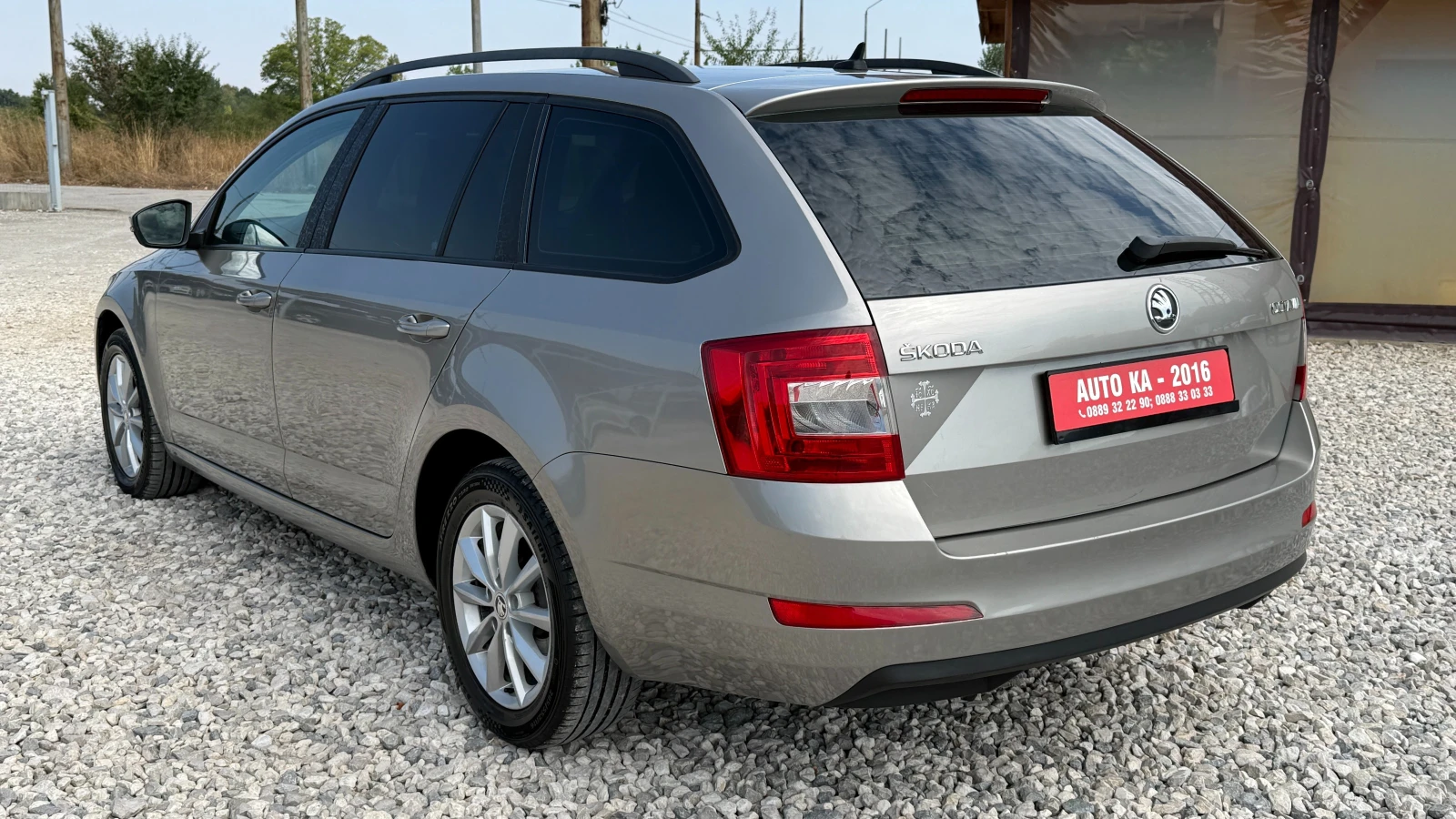 Skoda Octavia 1.6TDI-105кс/NAVI/EURO 5B/НОВ ВНОС ОТ ИТАЛИЯ, снимка 6 - Автомобили и джипове - 55832151