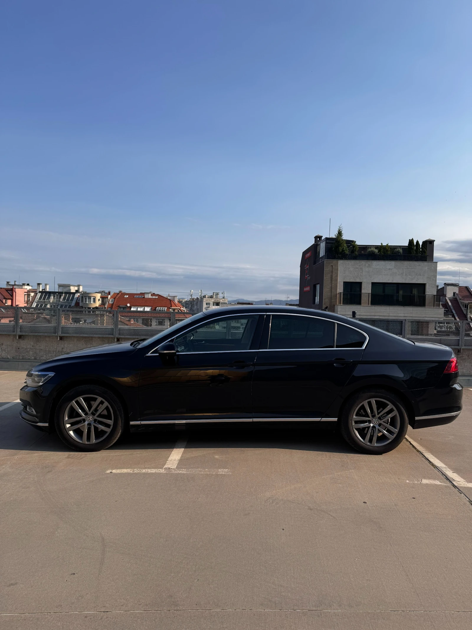 VW Passat B8 Highline| 121k| PorscheSofia| VIN| Гараж| Video, снимка 5 - Автомобили и джипове - 55979596
