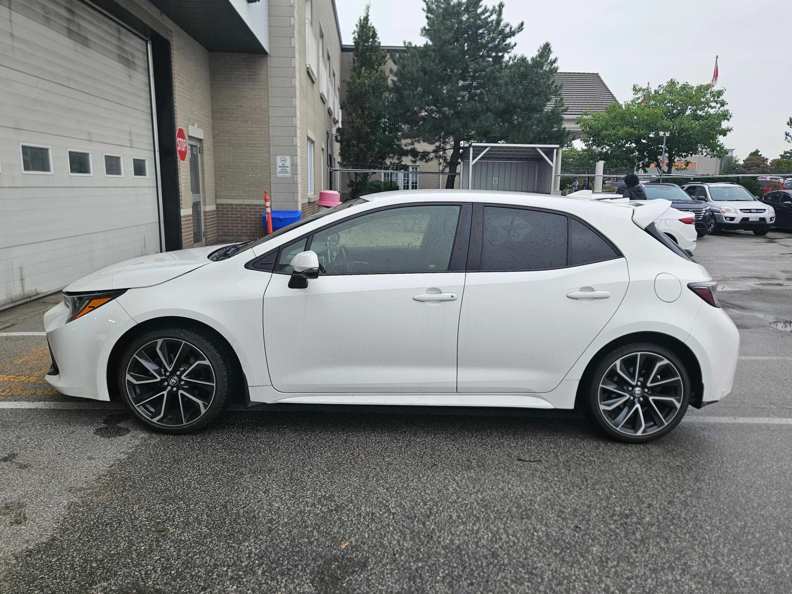 Toyota Corolla * CVT * АВТОКРЕДИТ БЕЗ ПЪРВОНАЧАЛНА ВНОСКА* , снимка 15 - Автомобили и джипове - 56030694