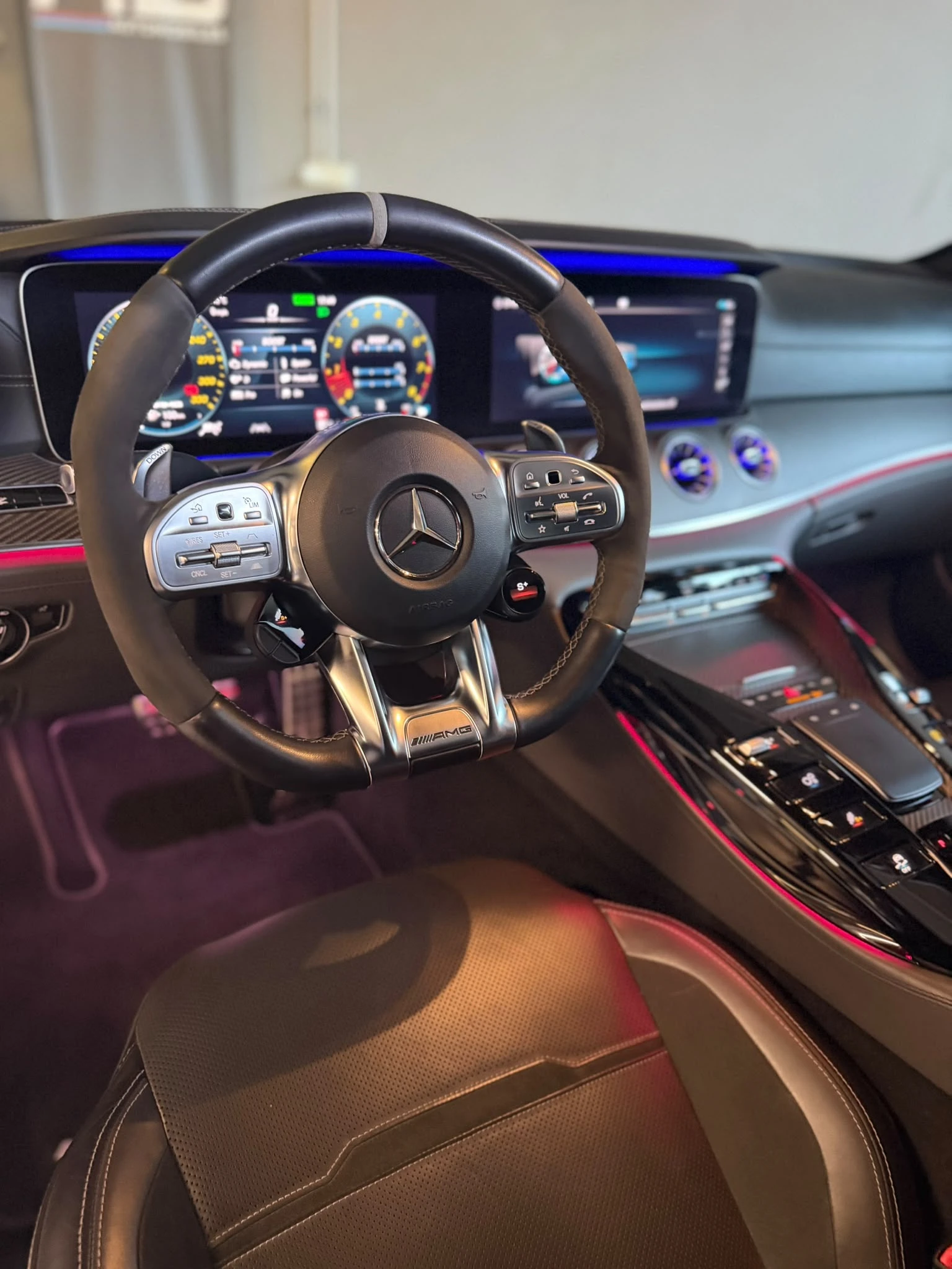 Mercedes-Benz AMG GT 53 4-Door Coupe EQ Boost 4MATIC+ , снимка 10 - Автомобили и джипове - 56230829