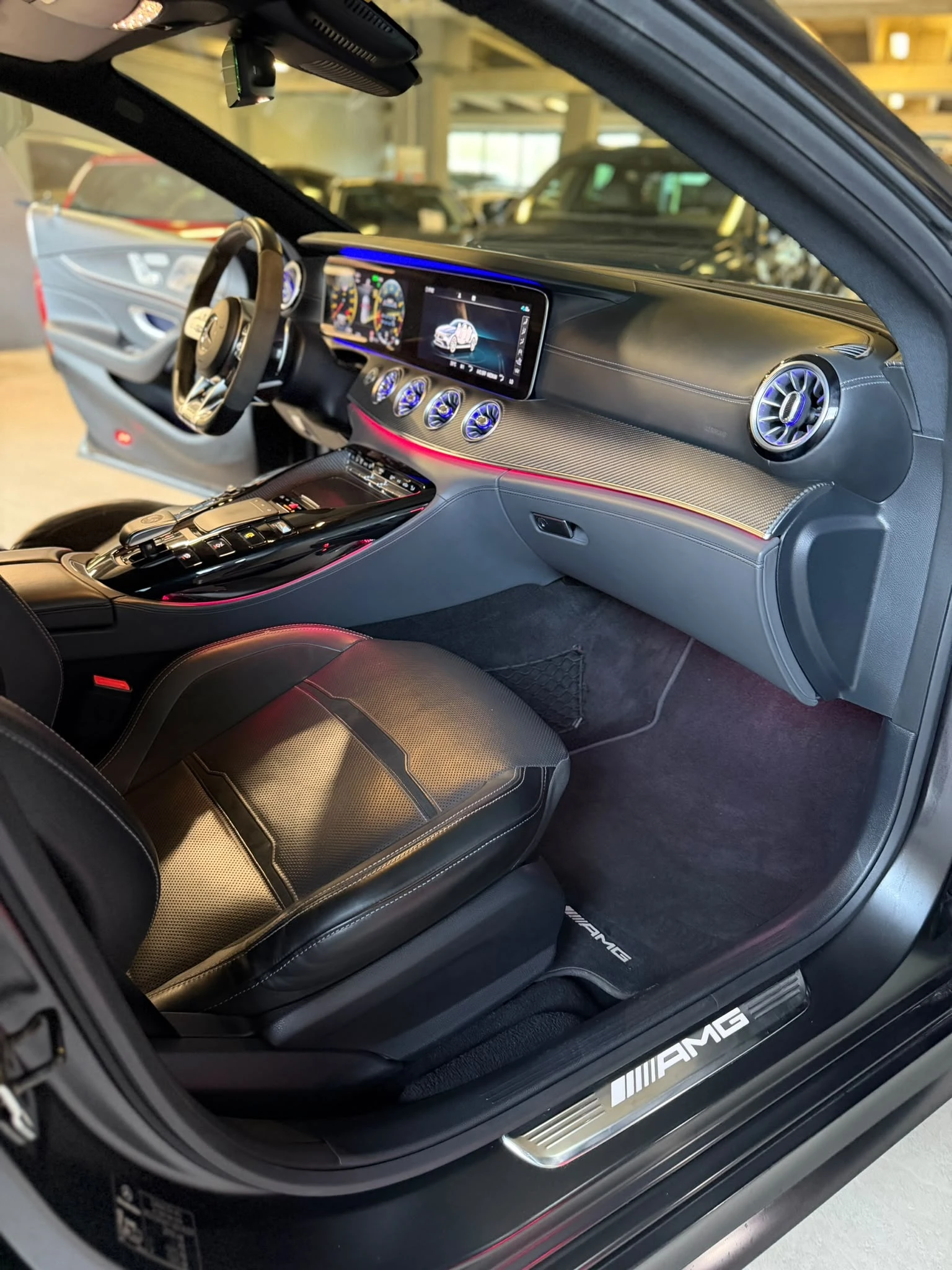 Mercedes-Benz AMG GT 53 4-Door Coupe EQ Boost 4MATIC+ , снимка 7 - Автомобили и джипове - 56230829