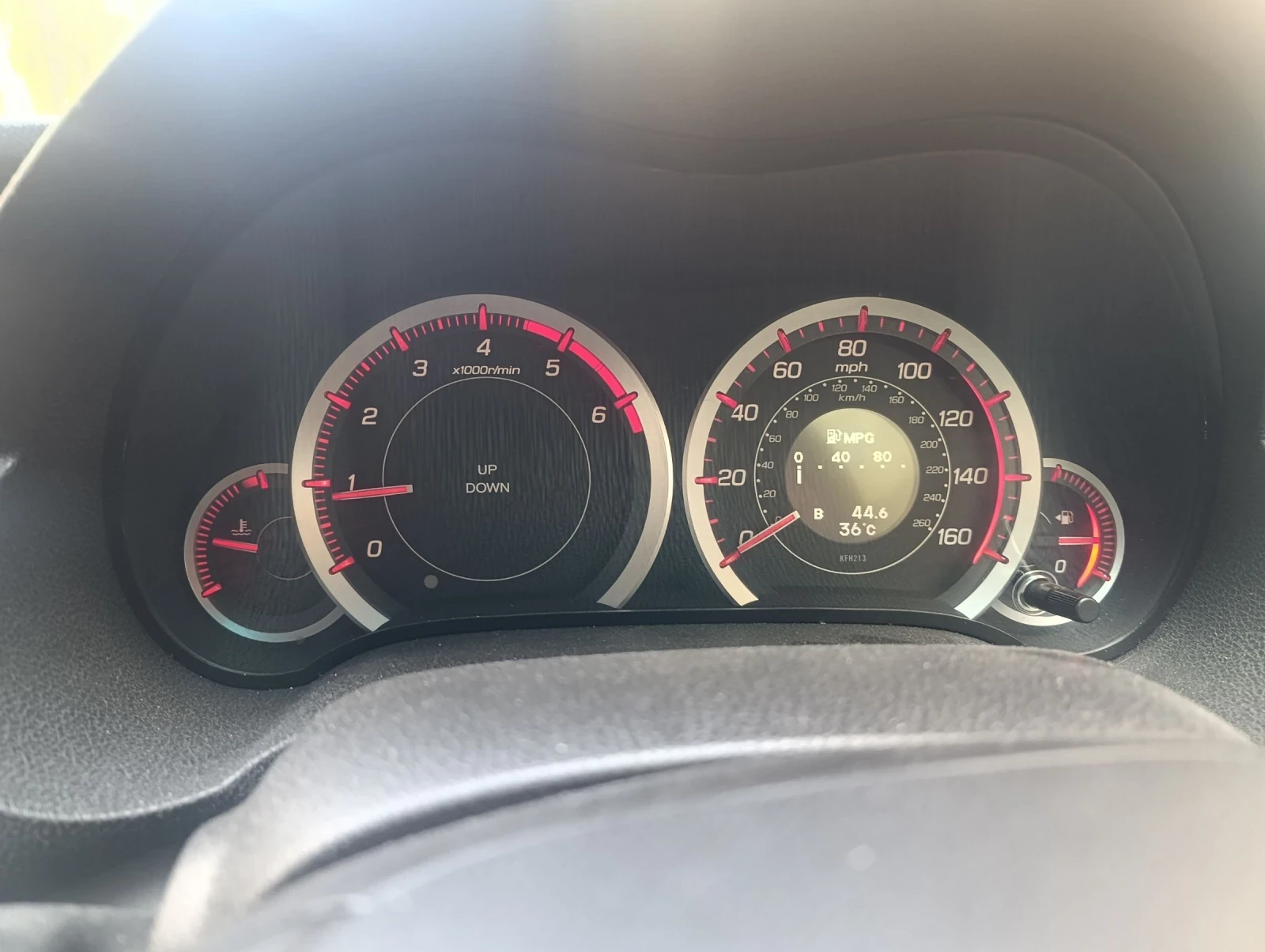 Honda Accord 2.2 idtec, снимка 14 - Автомобили и джипове - 56514381