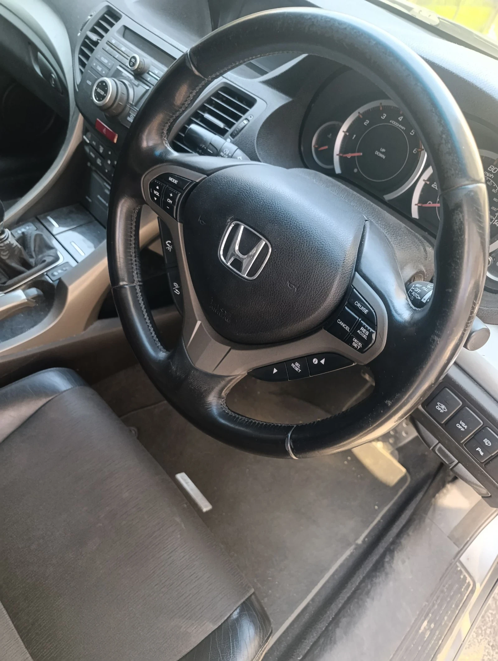 Honda Accord 2.2 idtec, снимка 10 - Автомобили и джипове - 56514381