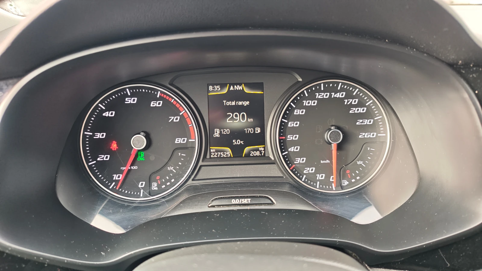 Seat Leon ШВЕЙЦАРИЯ, CNG, снимка 14 - Автомобили и джипове - 56633102
