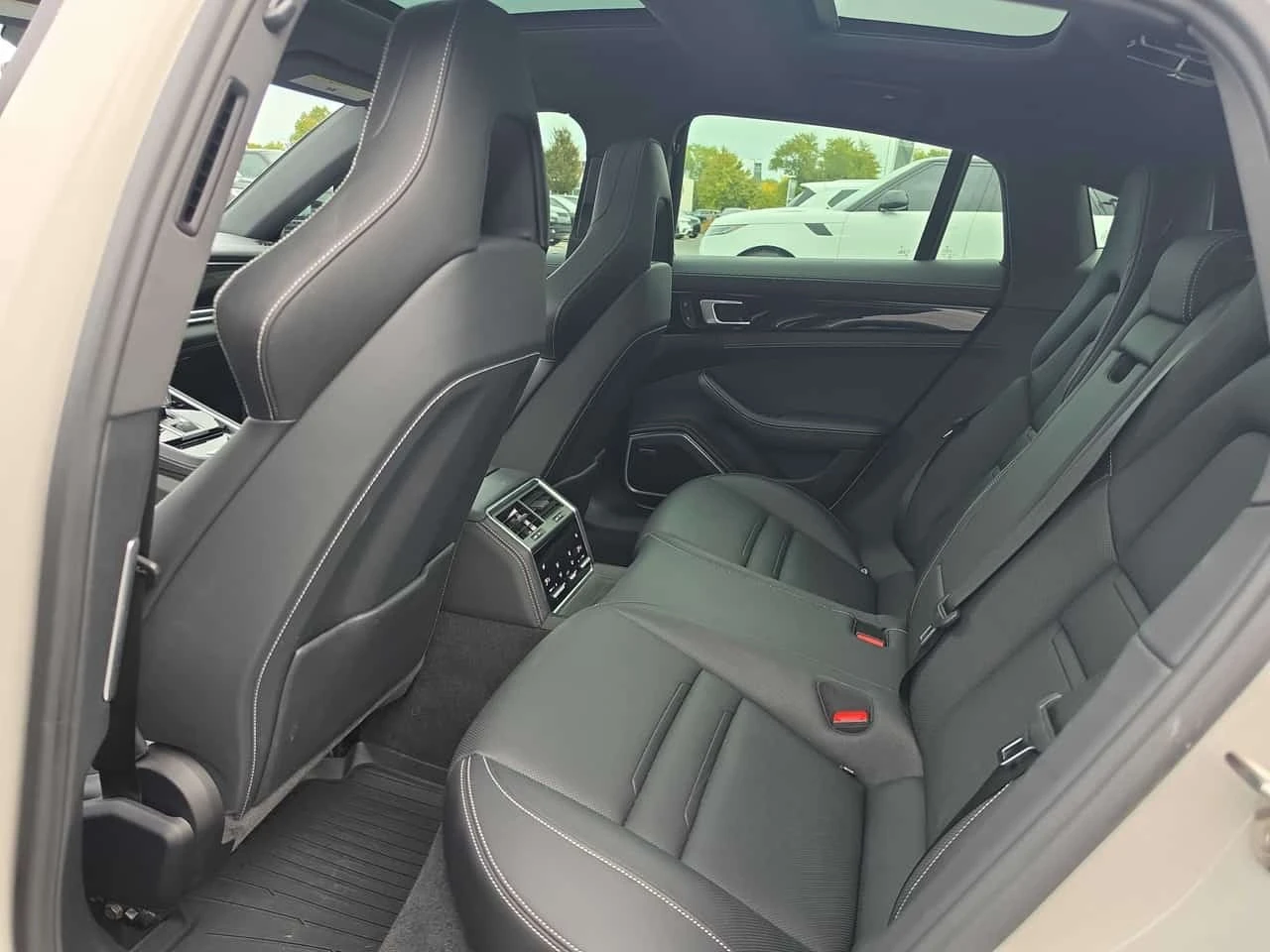 Porsche Panamera  4S / Nardo Grey / Carfax / , снимка 11 - Автомобили и джипове - 56642622