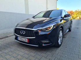  Infiniti Q30