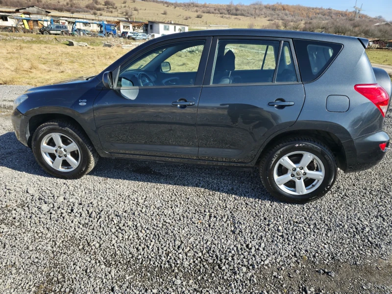 Toyota Rav4 2.2D4D 136 , снимка 7 - Автомобили и джипове - 49358046