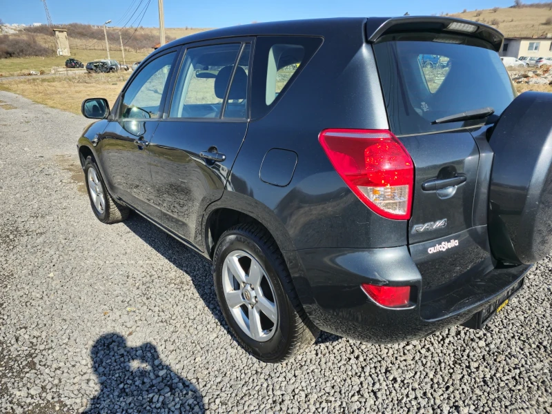 Toyota Rav4 2.2D4D 136 , снимка 6 - Автомобили и джипове - 49358046