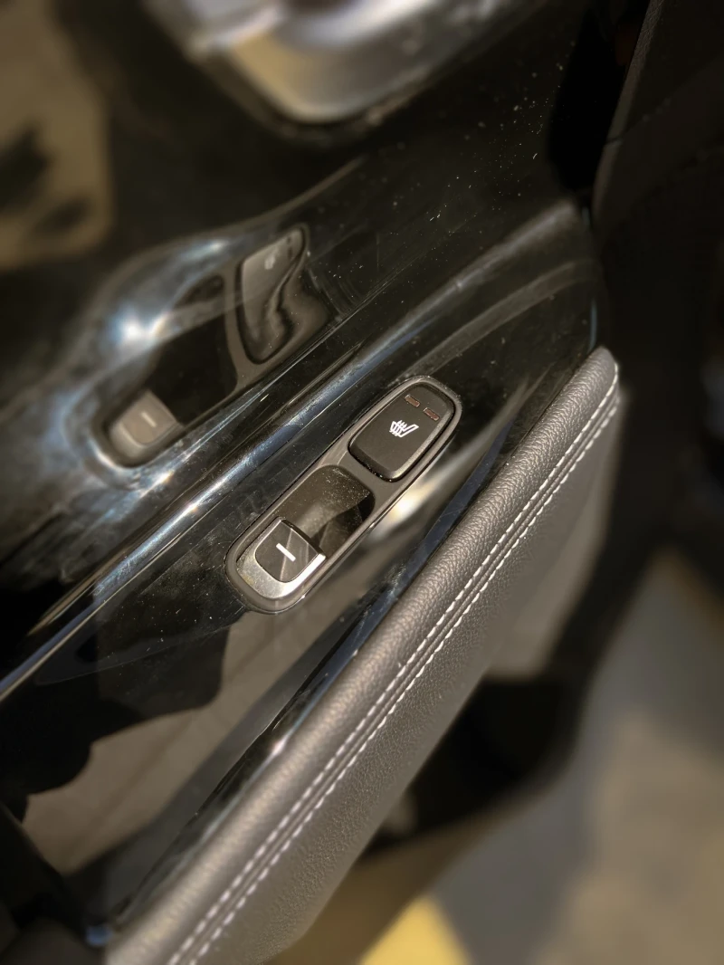 Kia Niro 65KWh EXECUTIVE LINE/KIACONN/FULL ASIST/SOH100%, снимка 13 - Автомобили и джипове - 51522802