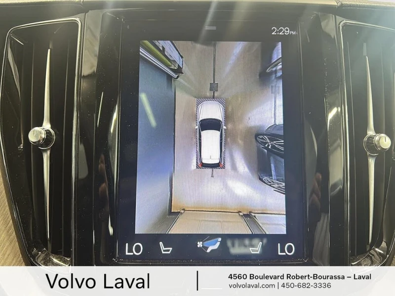 Volvo XC60 T6 Inscription PANO* CAM* ОБДУХВАНЕ* BLINDSPOT* , снимка 12 - Автомобили и джипове - 52661699