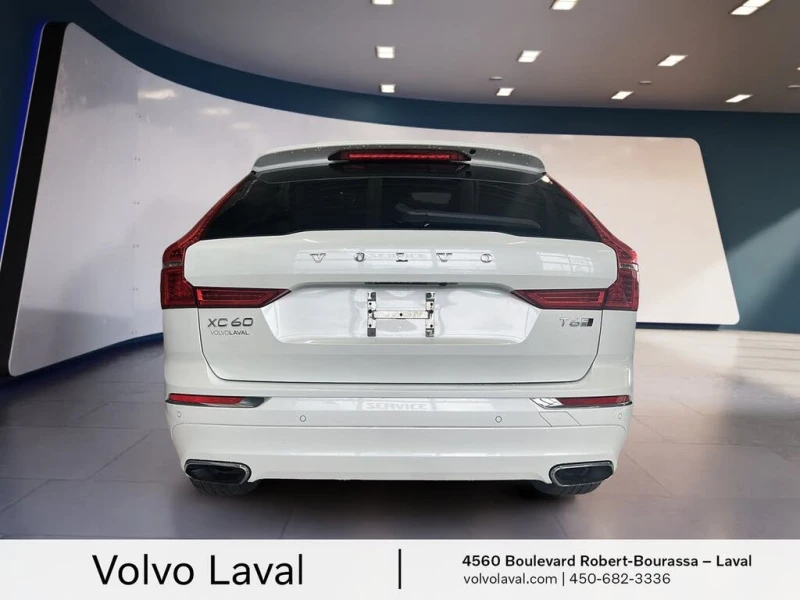 Volvo XC60 T6 Inscription PANO* CAM* ОБДУХВАНЕ* BLINDSPOT* , снимка 2 - Автомобили и джипове - 52661699